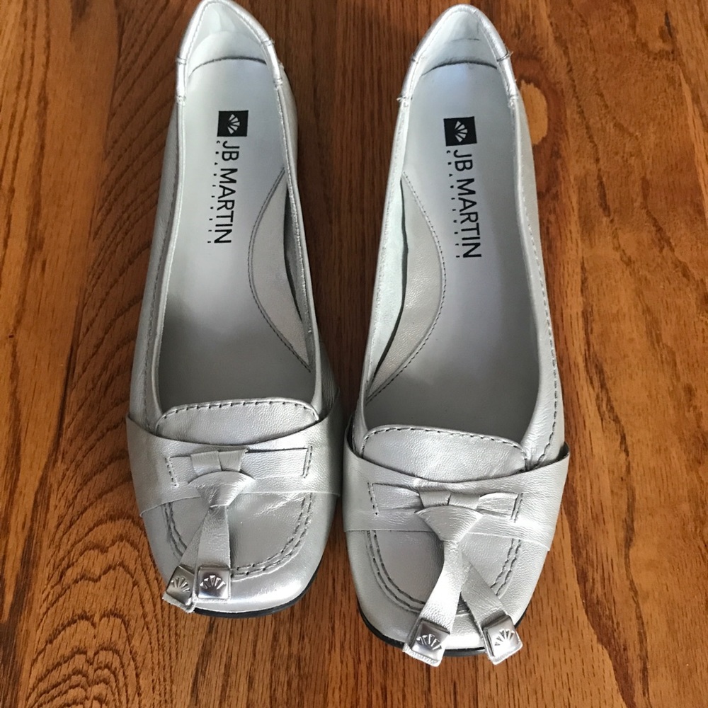 Silver leather JB Martin flats